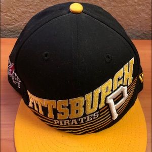 Flat brim Pirates fitted